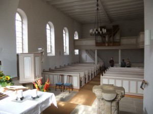 Kirche innen 1